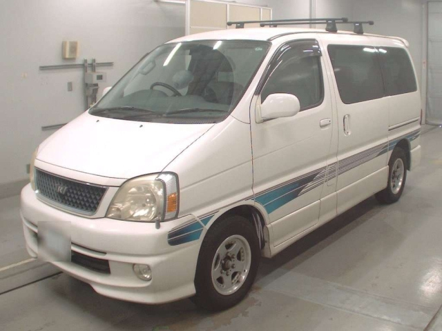 TOYOTA HIACE REGIUS