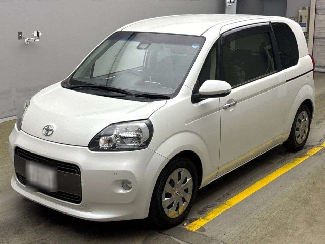 TOYOTA PORTE