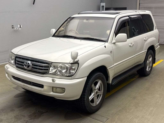 TOYOTA LAND CRUISER