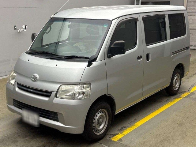 TOYOTA TOWN ACE VAN