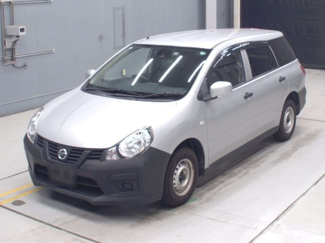 NISSAN AD