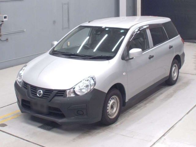 NISSAN AD