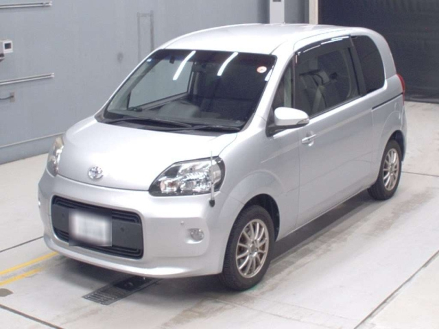 TOYOTA PORTE