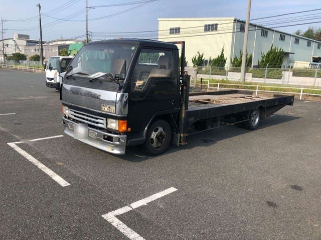 MITSUBISHI CANTER