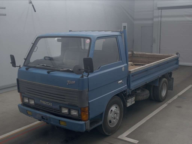 MAZDA TITAN