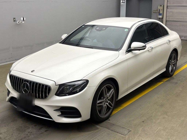 MERCEDES BENZ E CLASS