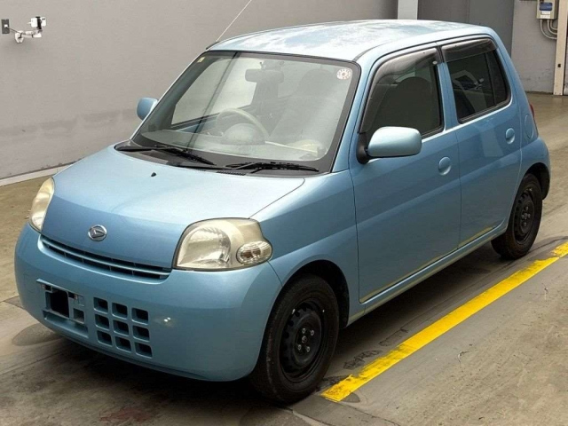 DAIHATSU ESSE