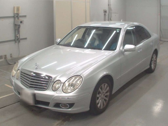 MERCEDES BENZ E CLASS