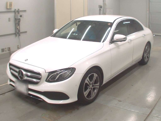 MERCEDES BENZ E CLASS