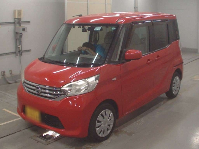 NISSAN DAYZ ROOX