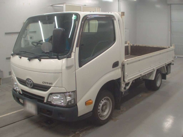 TOYOTA DYNA