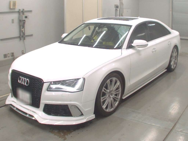 AUDI A8
