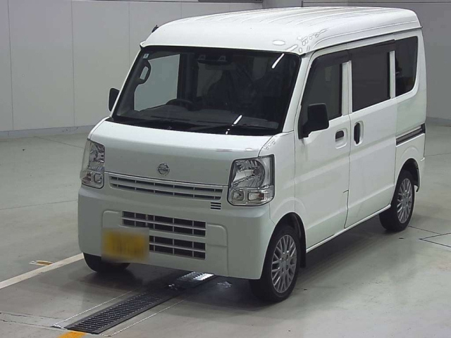 NISSAN CLIPPER VAN
