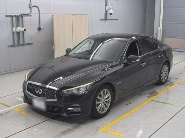 NISSAN SKYLINE
