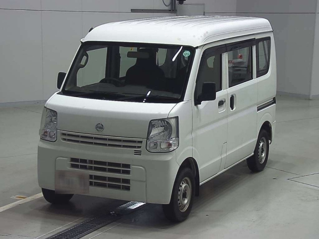 NISSAN CLIPPER VAN