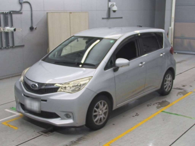 SUBARU TREZIA
