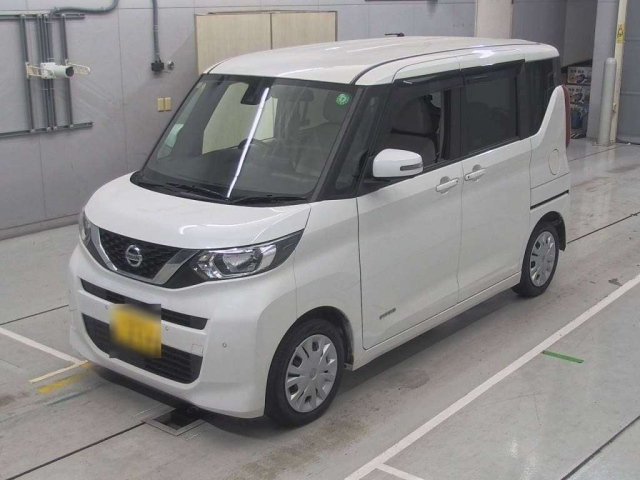 NISSAN ROOX