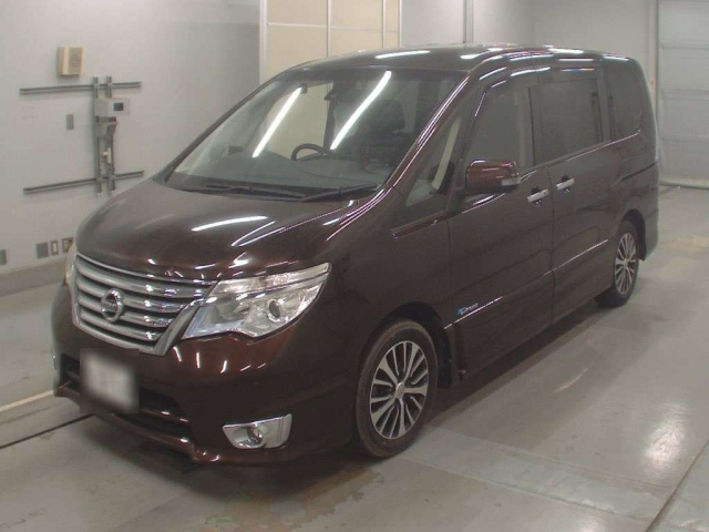 NISSAN SERENA