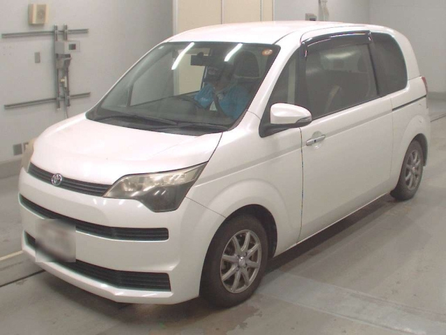 TOYOTA SPADE