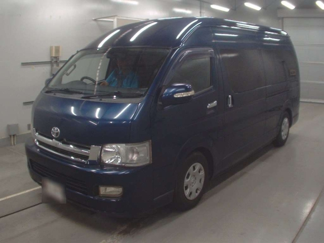 TOYOTA HIACE