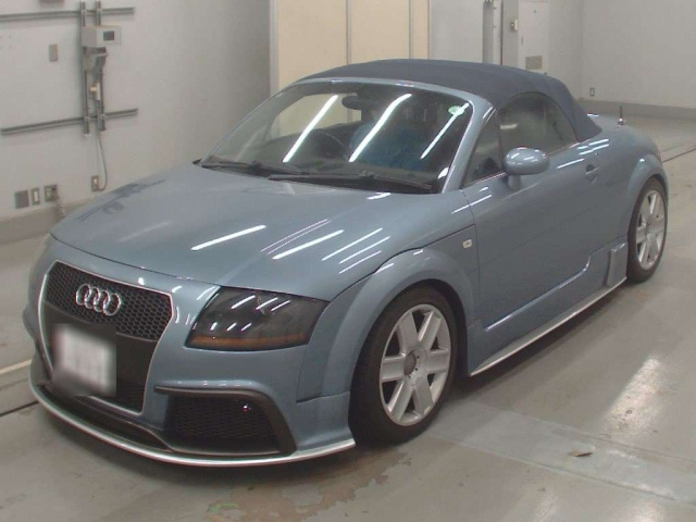 AUDI TT