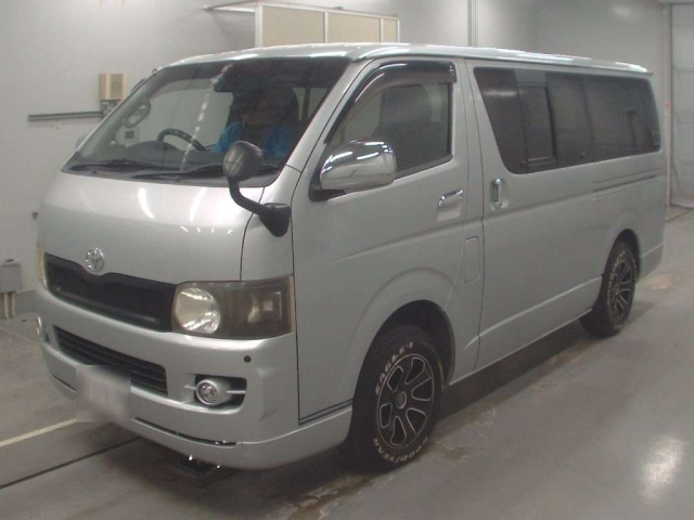 TOYOTA REGIUS ACE VAN