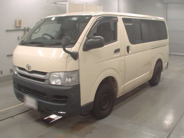 TOYOTA REGIUS ACE VAN