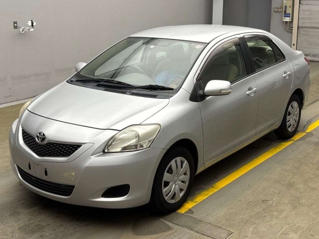TOYOTA BELTA