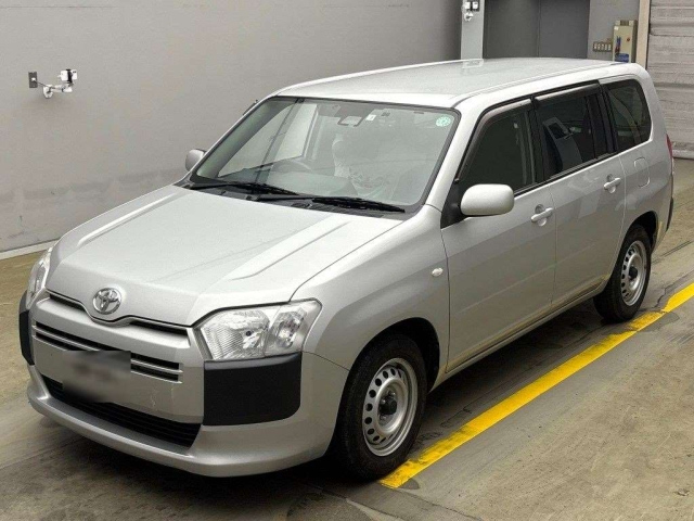 TOYOTA SUCCEED
