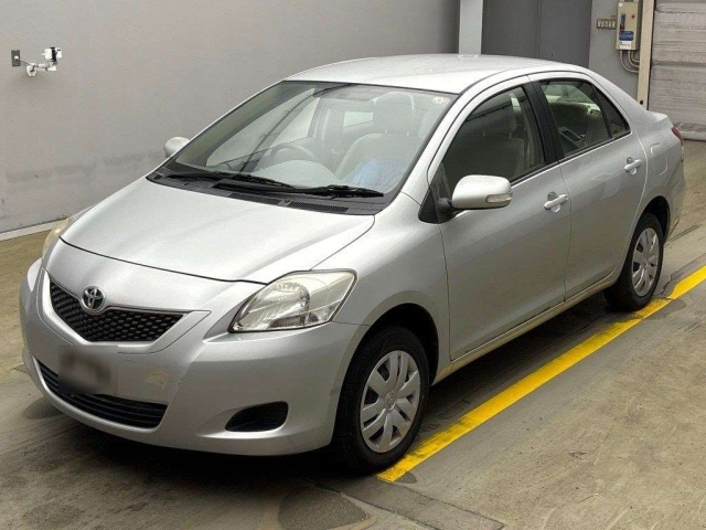 TOYOTA BELTA