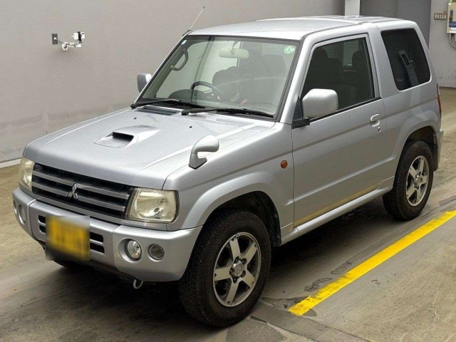 MITSUBISHI PAJERO MINI