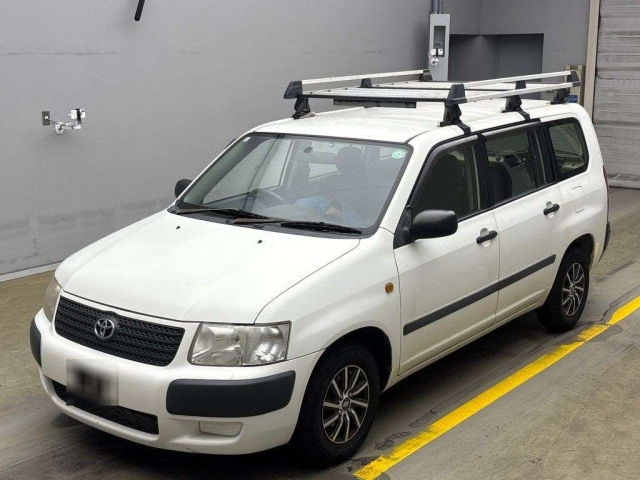 TOYOTA SUCCEED