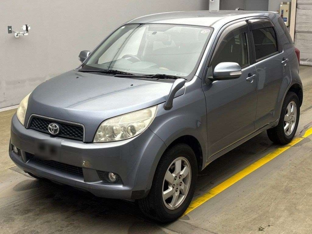 TOYOTA RUSH