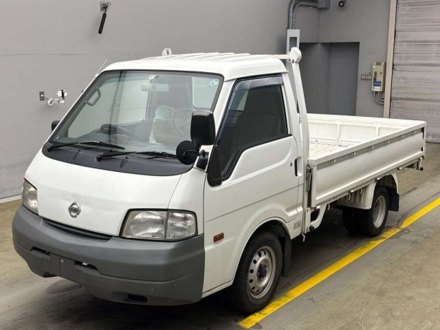 NISSAN VANETTE TRUCK