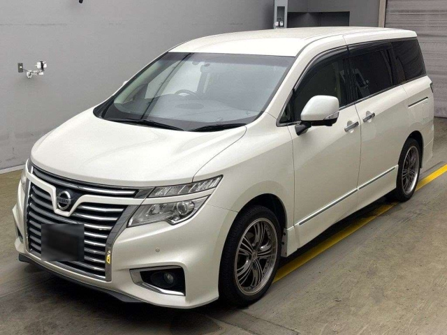 NISSAN ELGRAND
