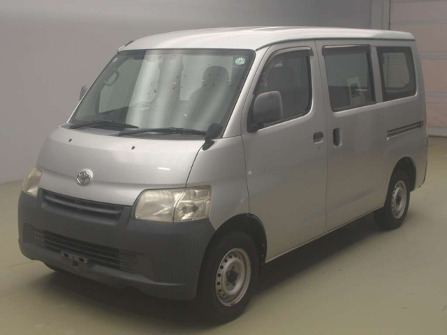 TOYOTA LITE ACE VAN