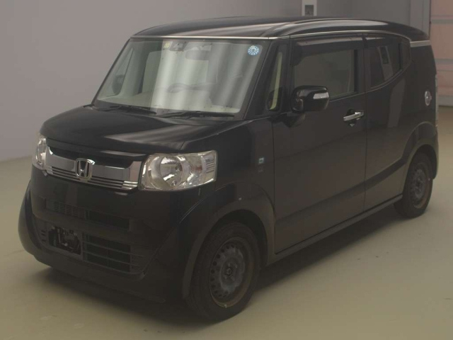 HONDA N BOX SLASH