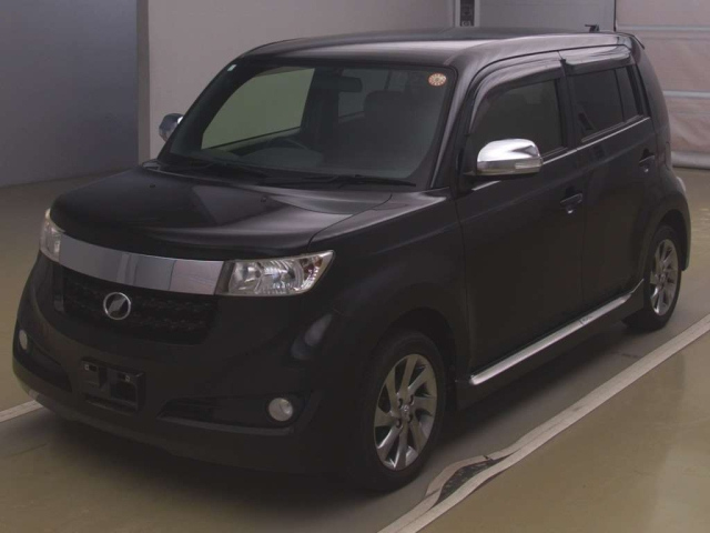 TOYOTA BB