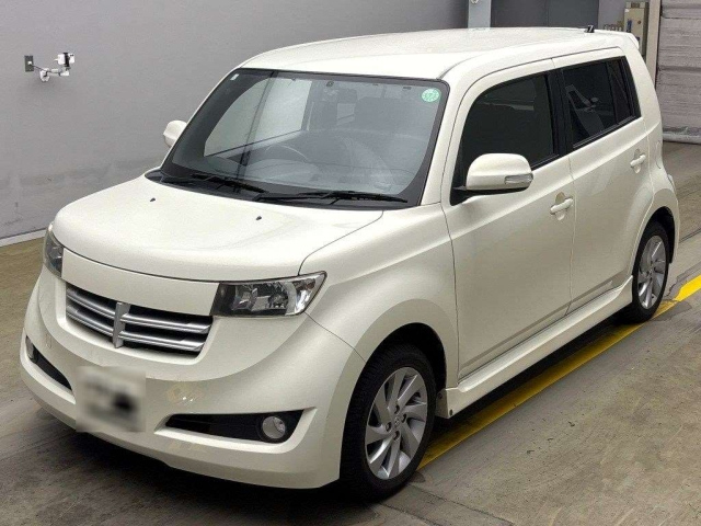 TOYOTA BB