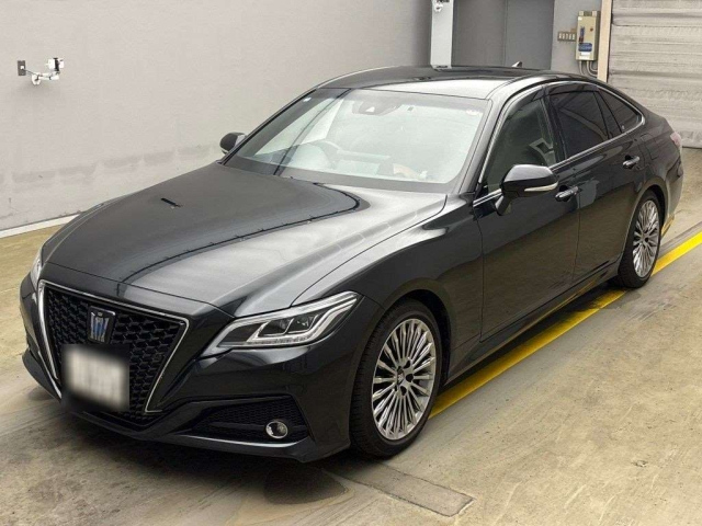 TOYOTA CROWN