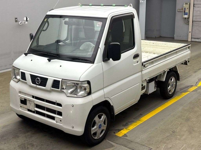 NISSAN CLIPPER TRUCK