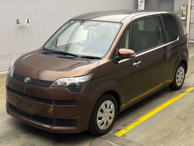 TOYOTA SPADE