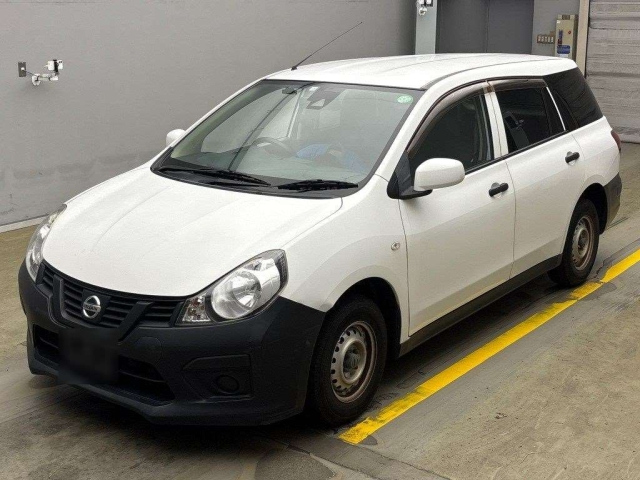 NISSAN AD