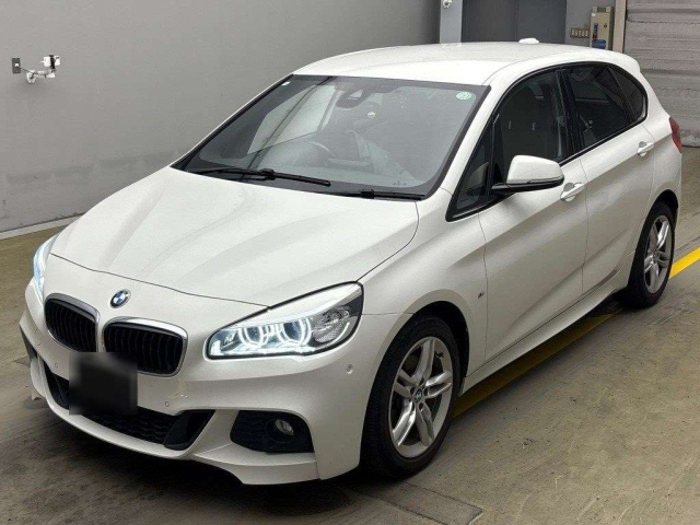 BMW 2 SERIES