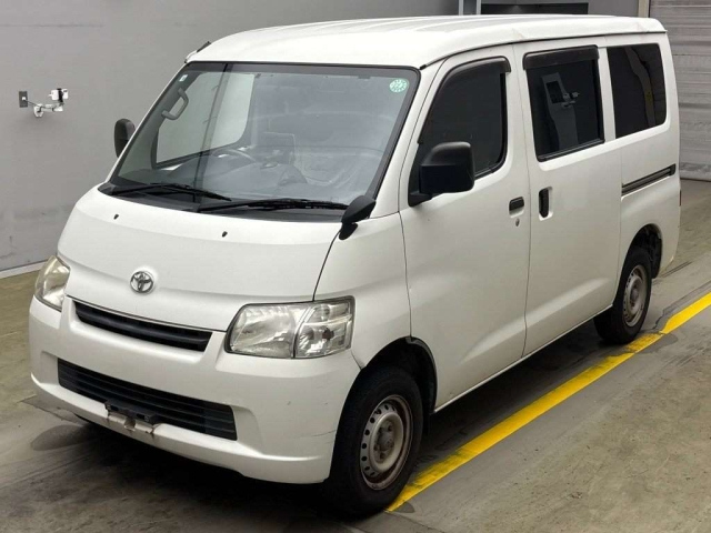 TOYOTA TOWN ACE VAN
