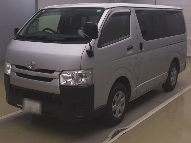 TOYOTA REGIUS ACE VAN