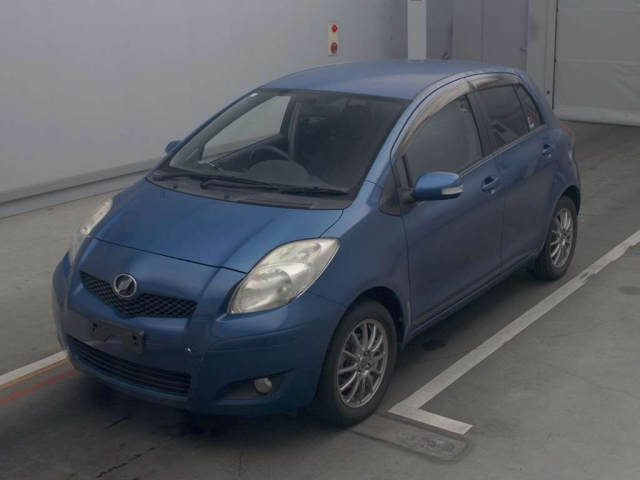 TOYOTA VITZ