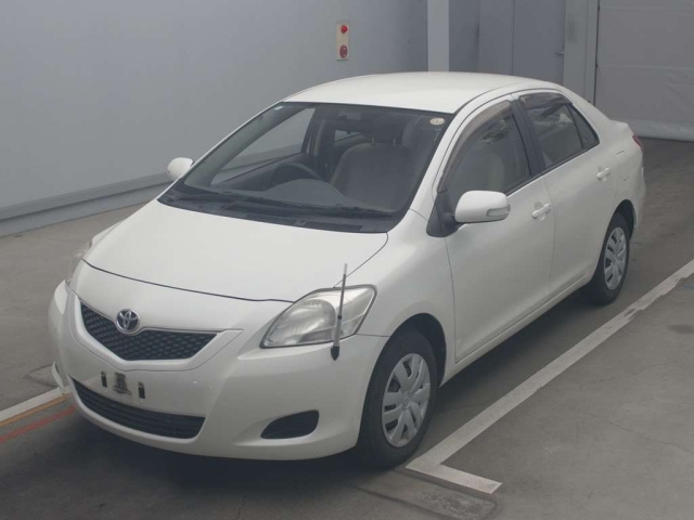 TOYOTA BELTA