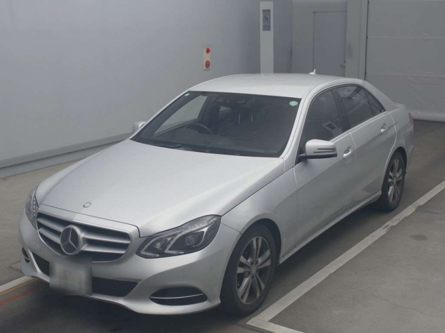 MERCEDES BENZ E CLASS
