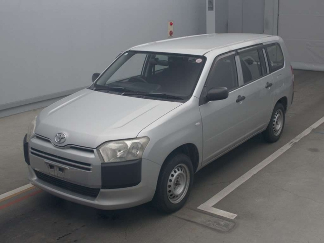 TOYOTA SUCCEED